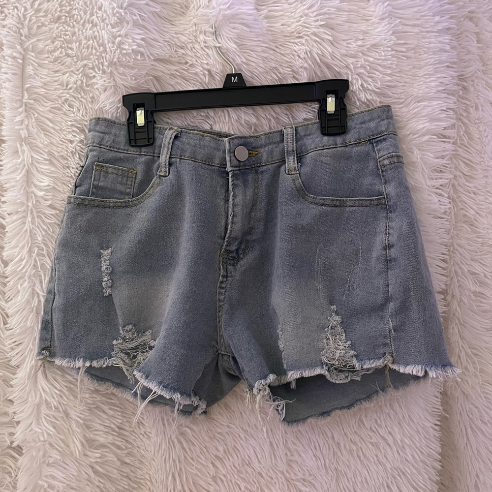 C+D+M, Size Medium, distressed blue Jean shorts